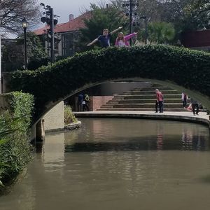 Meet your Posher, Racquel